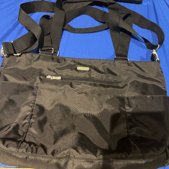 Baggallini Black Duffel Bag for Men - Picture 1 of 1